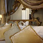 Palazzo Paruta & Wellness Hotell 4*