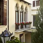 Palazzo Paruta & Wellness 4* Venedig