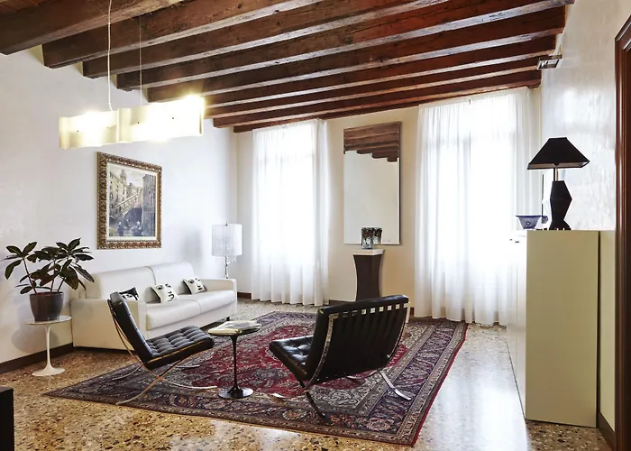 Palazzo Paruta & Wellness Hotell 4*