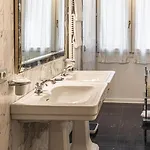 酒店 Palazzo Paruta & Wellness 4*