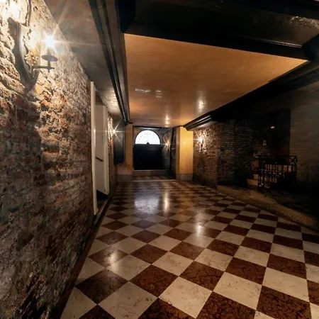 Palazzo Paruta & Wellness 호텔 베니스