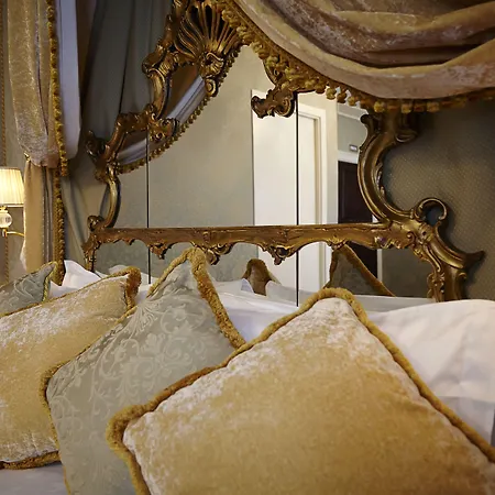 Palazzo Paruta & Wellness Hotel 4*