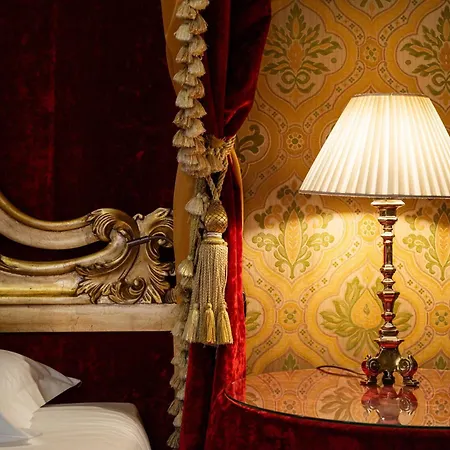 Palazzo Paruta & Wellness 4* Venice